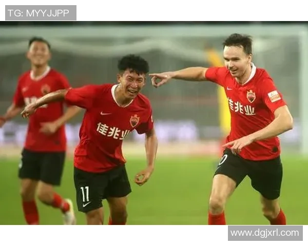 山东鲁能与深圳佳兆业精彩对决比赛视频回顾及精彩瞬间分析
